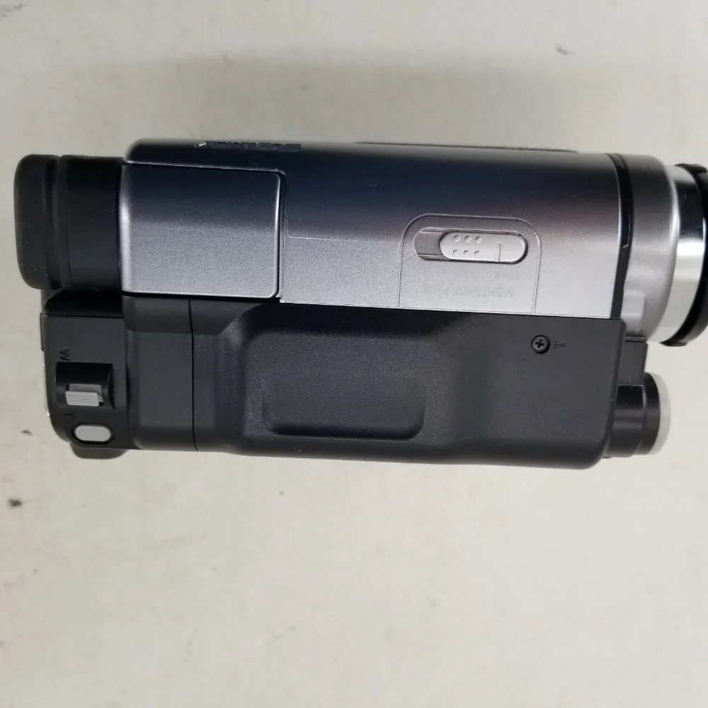 Sony compact handycam